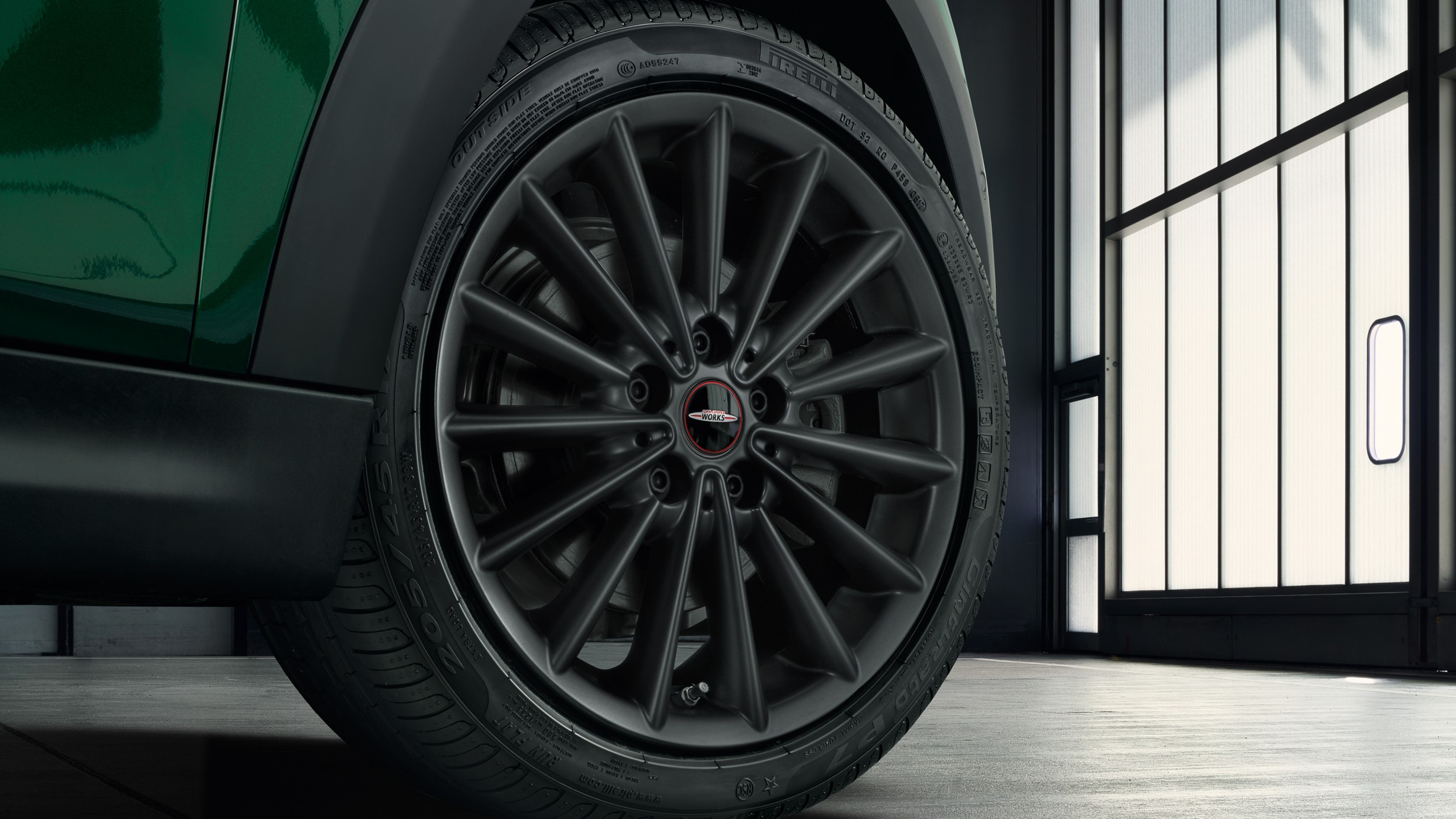 MINI 3-door Hatch – 17" JCW multi-spoke style 505